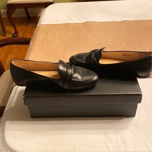 Talbots Ladies size 5.5 black shoes